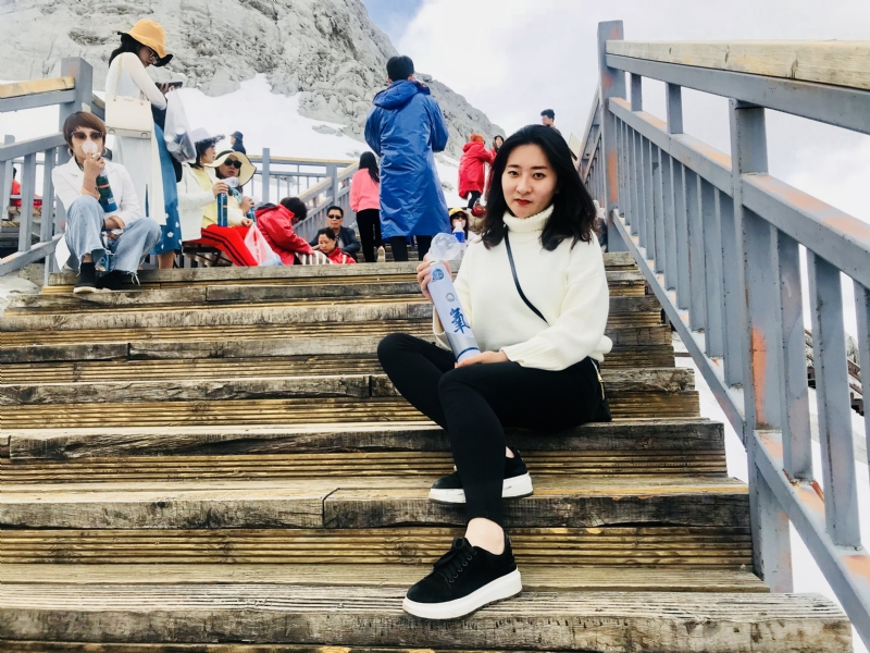 依雪的第四张照片--四川王婆说媒