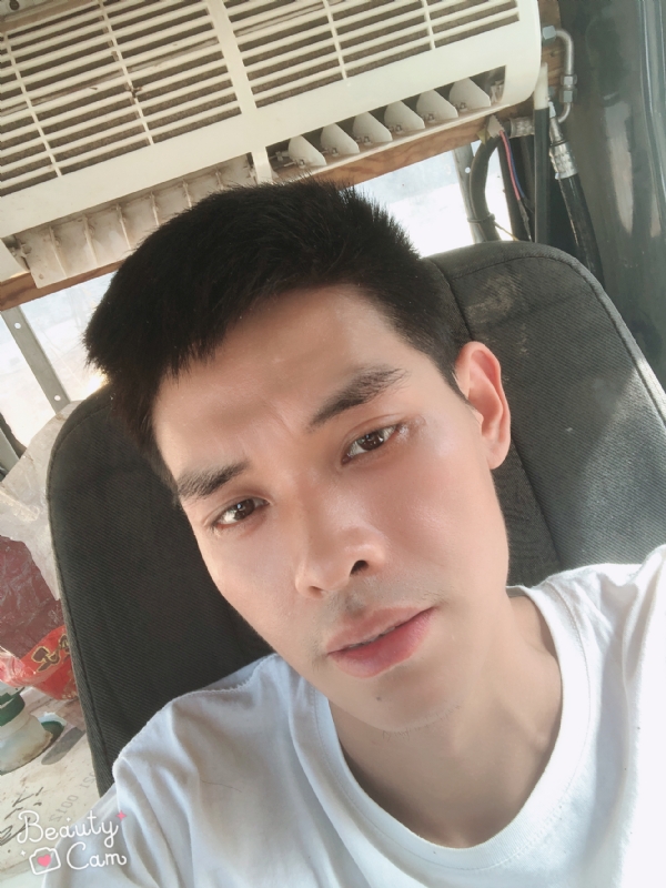 小董的第一张照片--四川王婆说媒