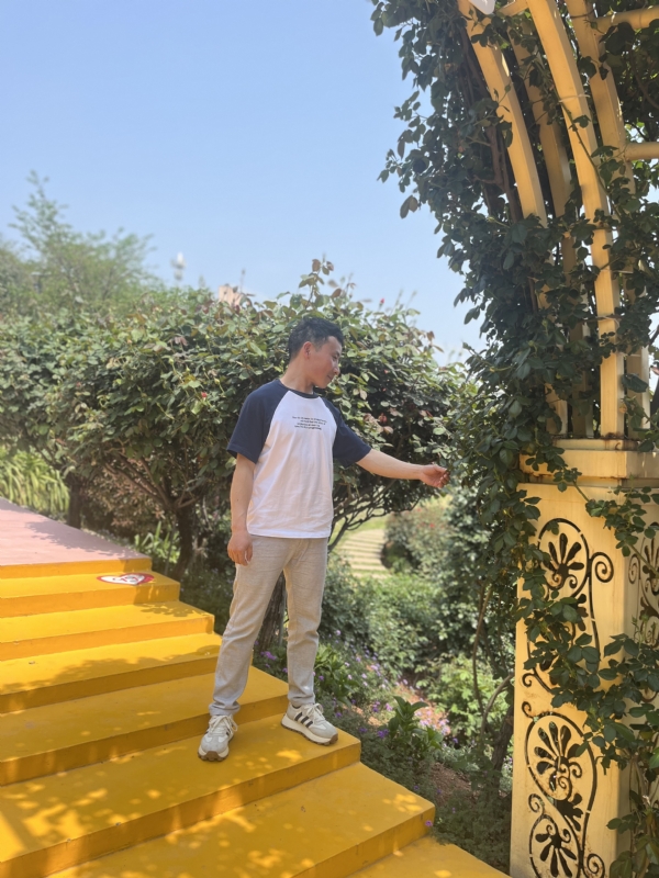 罗湘的第一张照片--四川王婆说媒