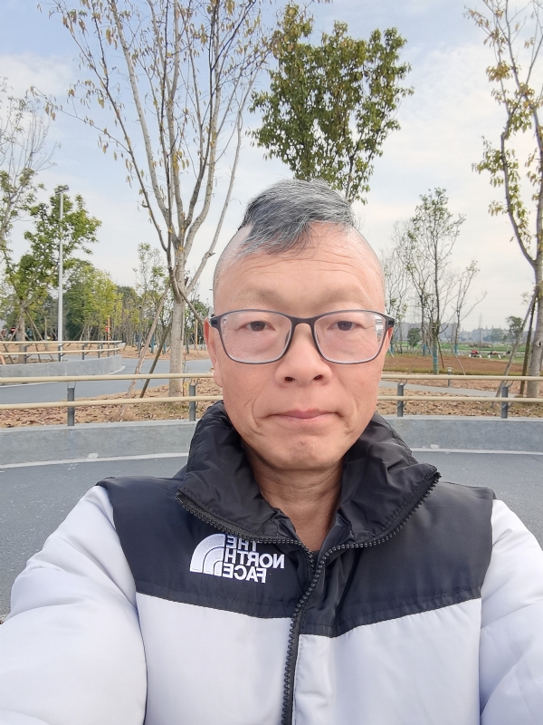 做喜欢的事的第一张照片--四川王婆说媒