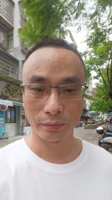 孤狼的第二张照片--四川王婆说媒